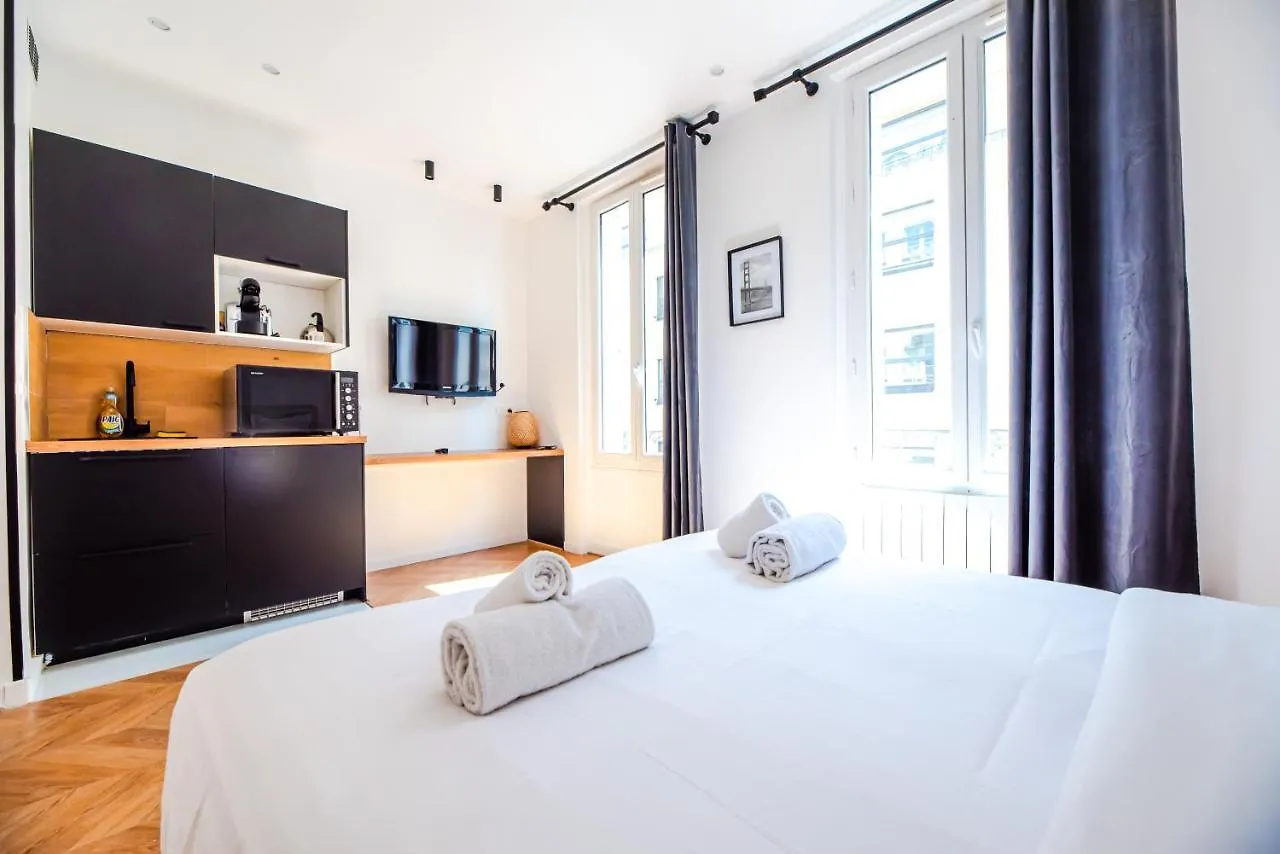 Apart Otel Elysees